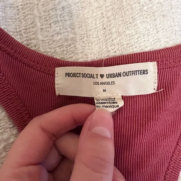 Urban outfitters pink racerback tank top size medium - Picture 2 of 3